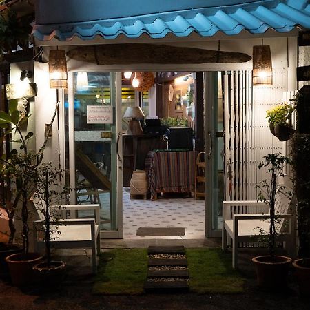 Past Tense Hostel Chiang Mai Extérieur photo