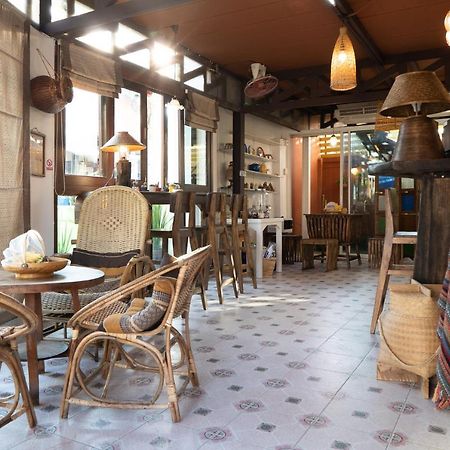 Past Tense Hostel Chiang Mai Extérieur photo
