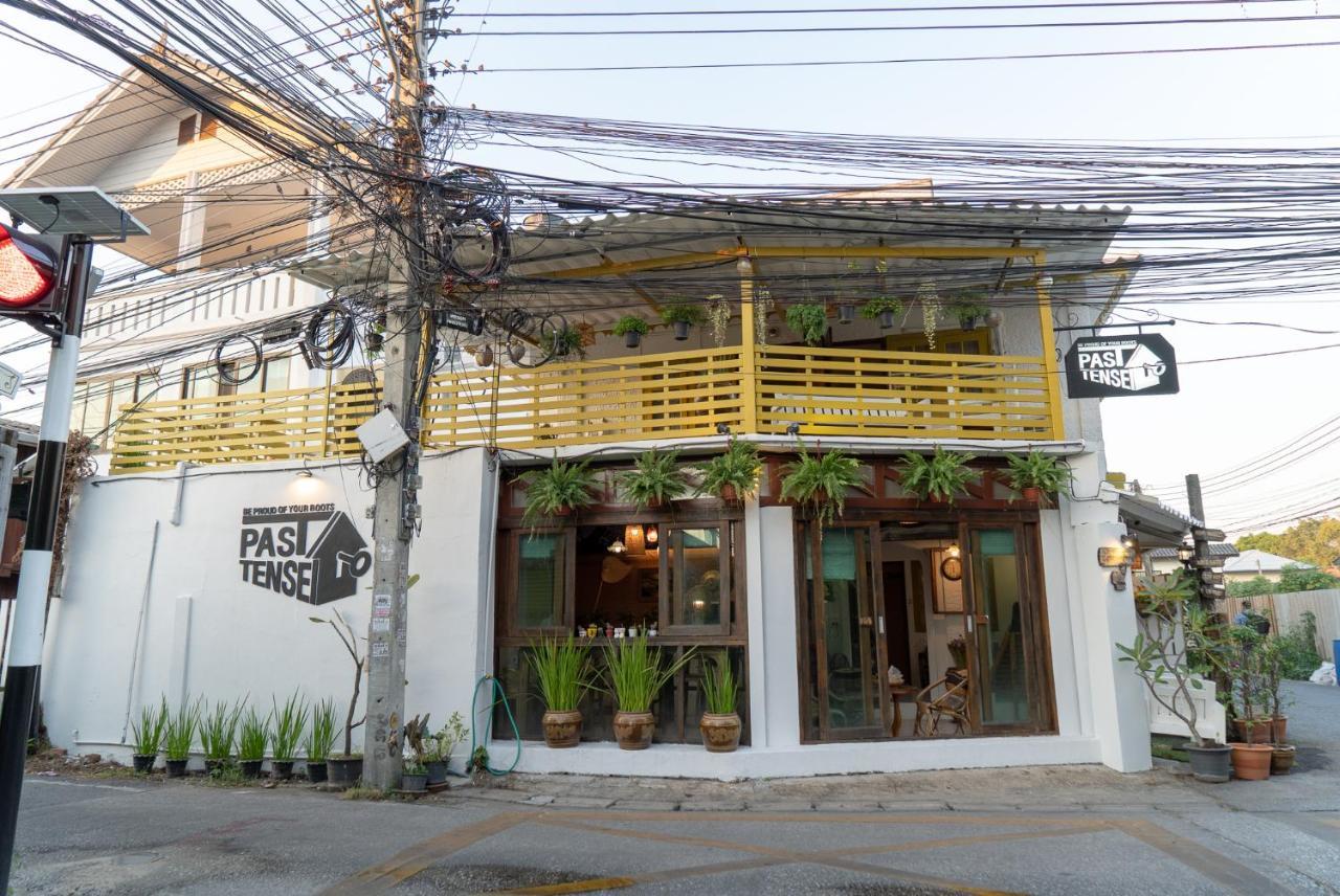 Past Tense Hostel Chiang Mai Extérieur photo