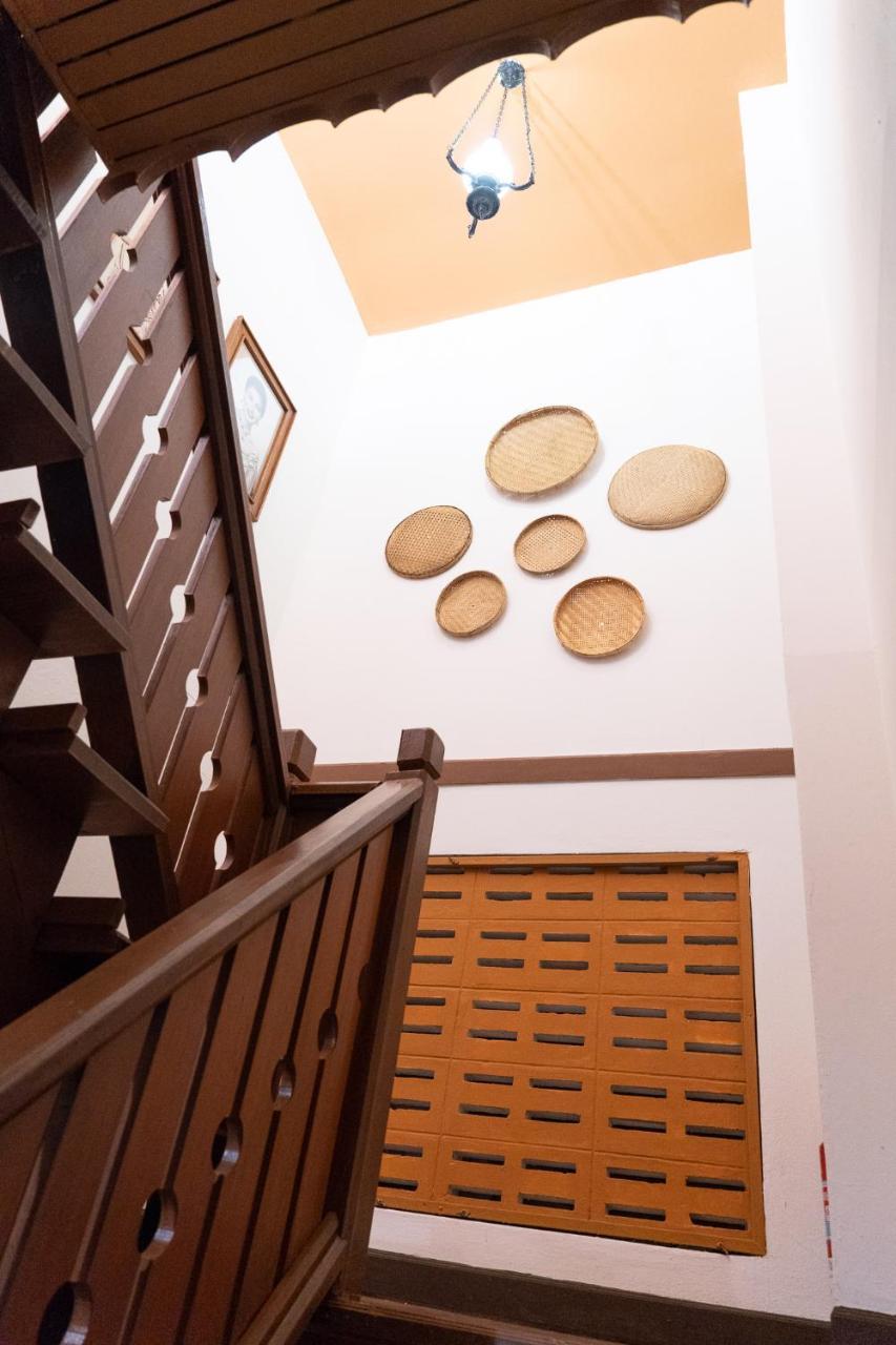 Past Tense Hostel Chiang Mai Extérieur photo