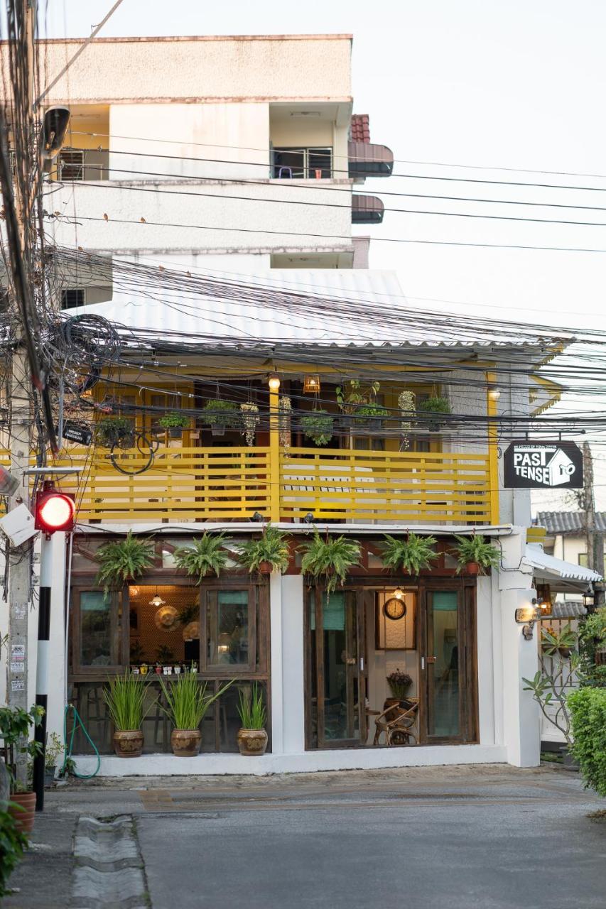Past Tense Hostel Chiang Mai Extérieur photo