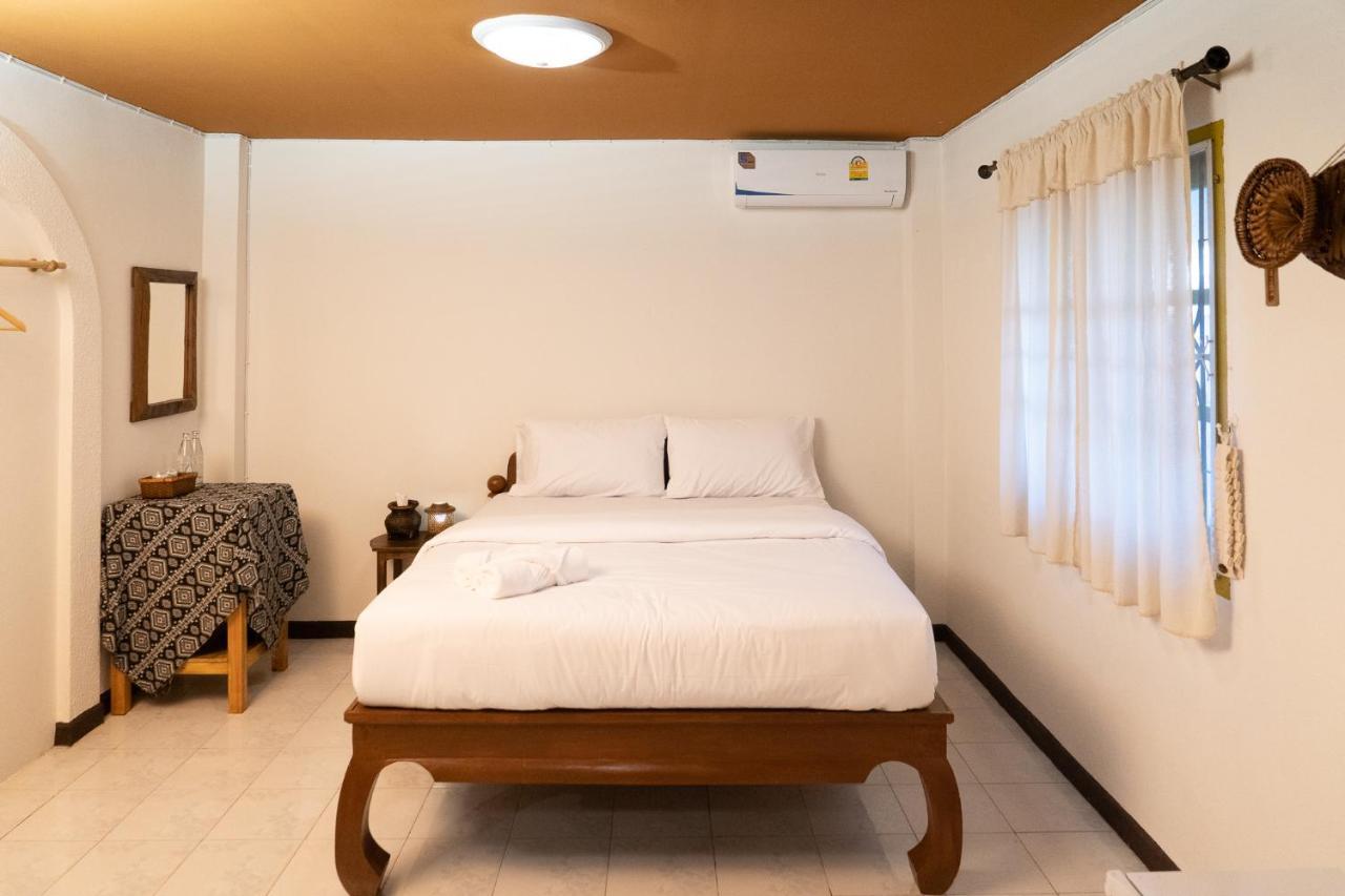 Past Tense Hostel Chiang Mai Extérieur photo
