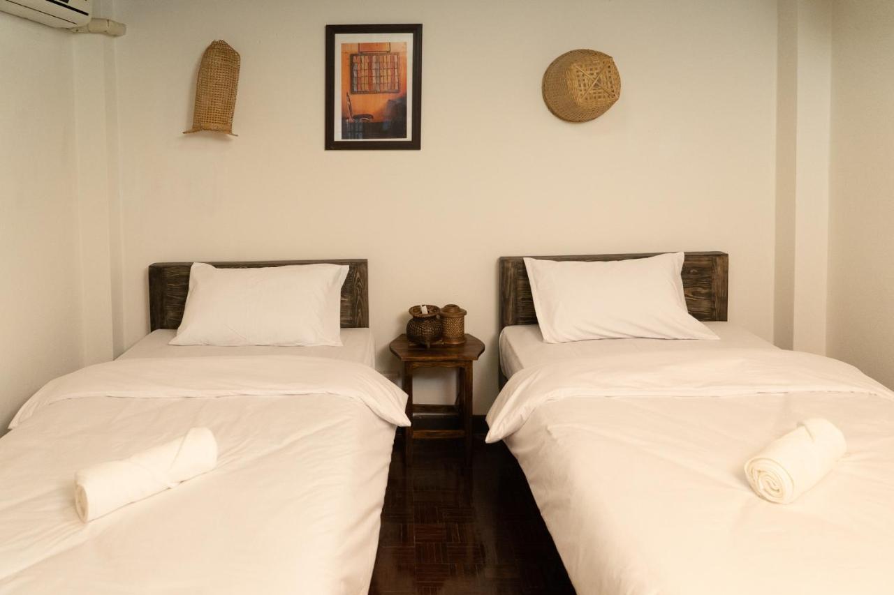 Past Tense Hostel Chiang Mai Extérieur photo