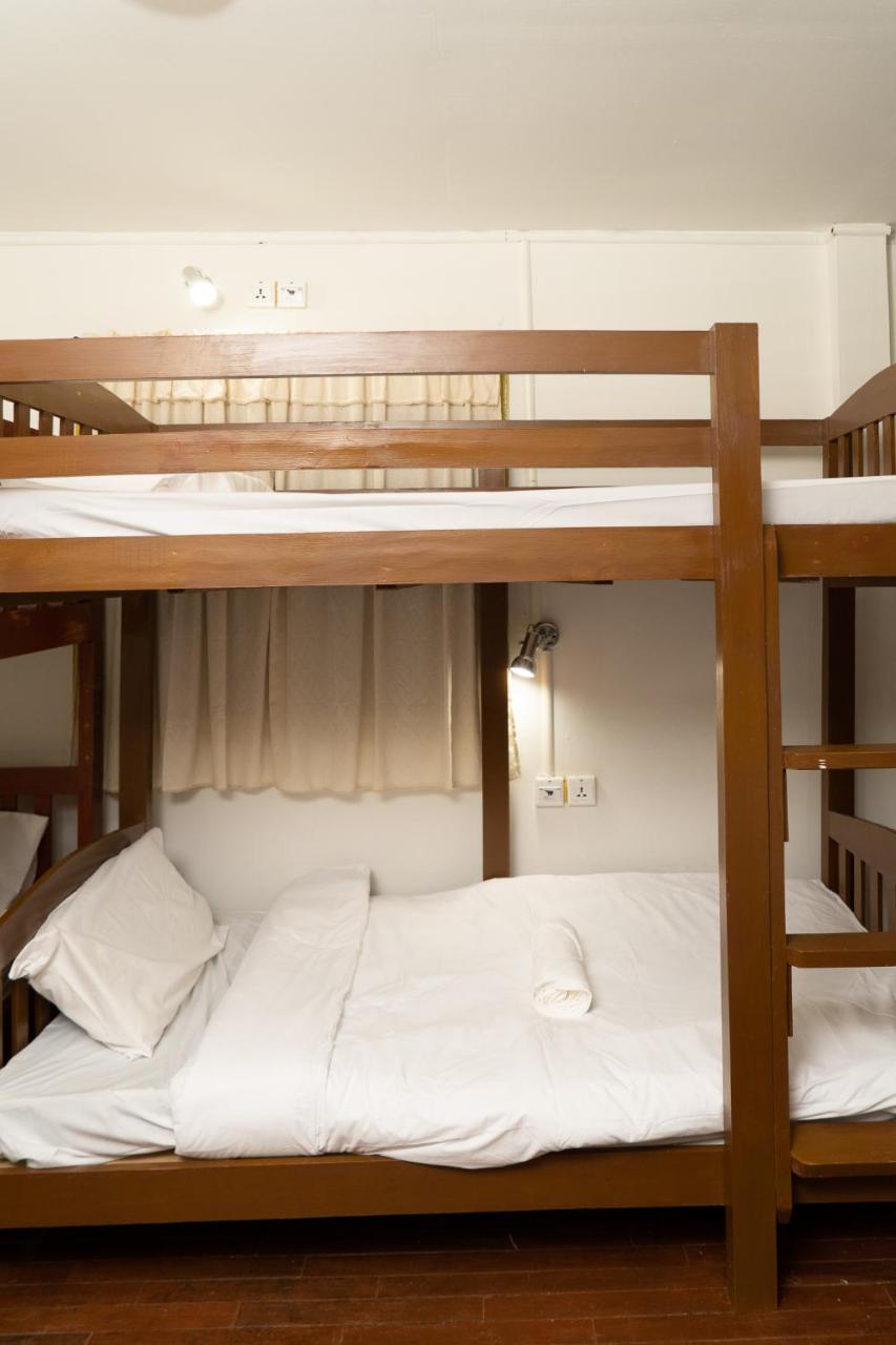 Past Tense Hostel Chiang Mai Extérieur photo