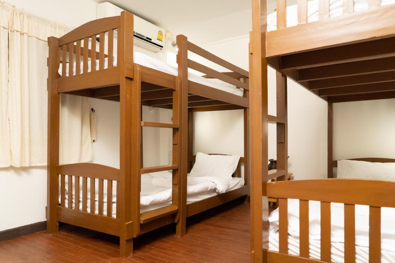 Past Tense Hostel Chiang Mai Extérieur photo