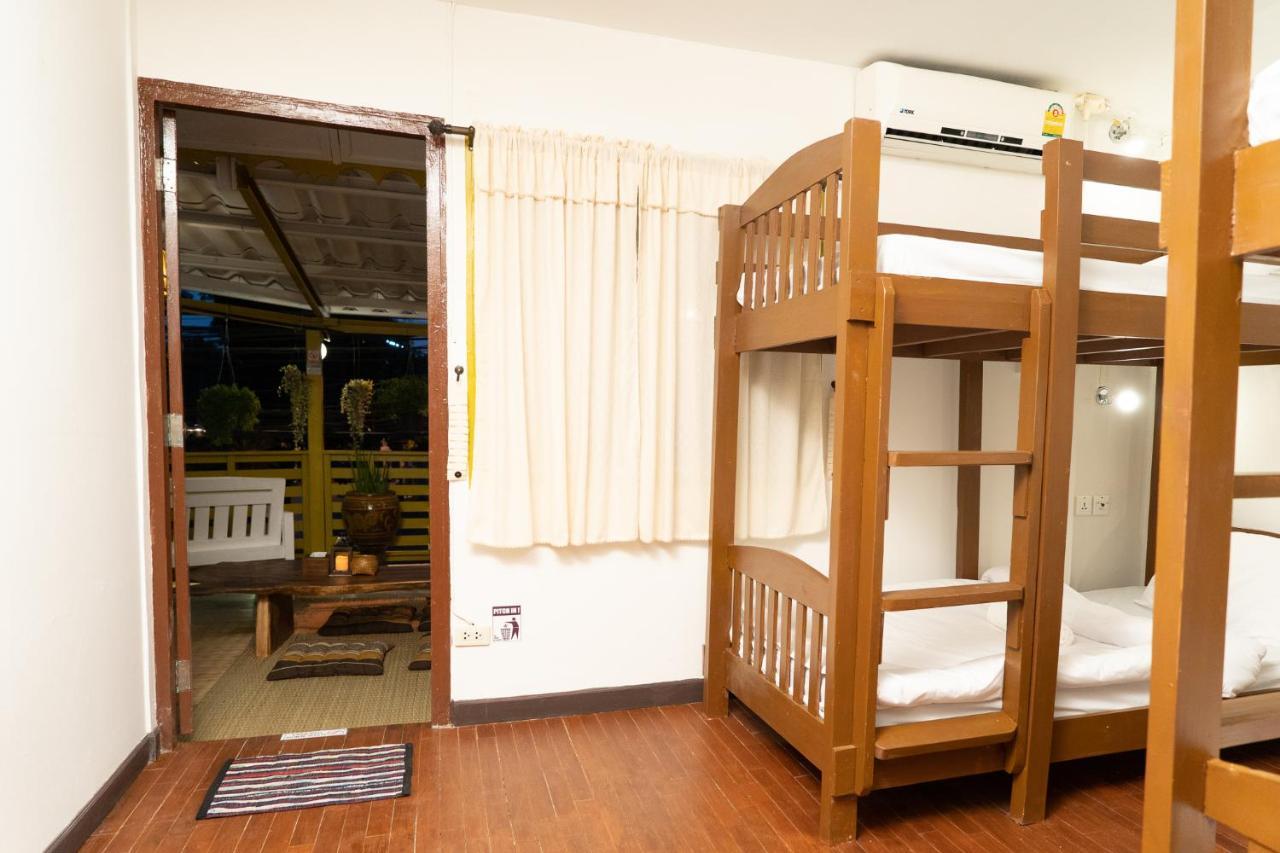 Past Tense Hostel Chiang Mai Extérieur photo